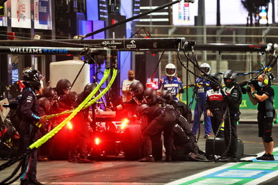 Guanyu Zhou (CHN) Alfa Romeo F1 Team C42 makes a pit stop.