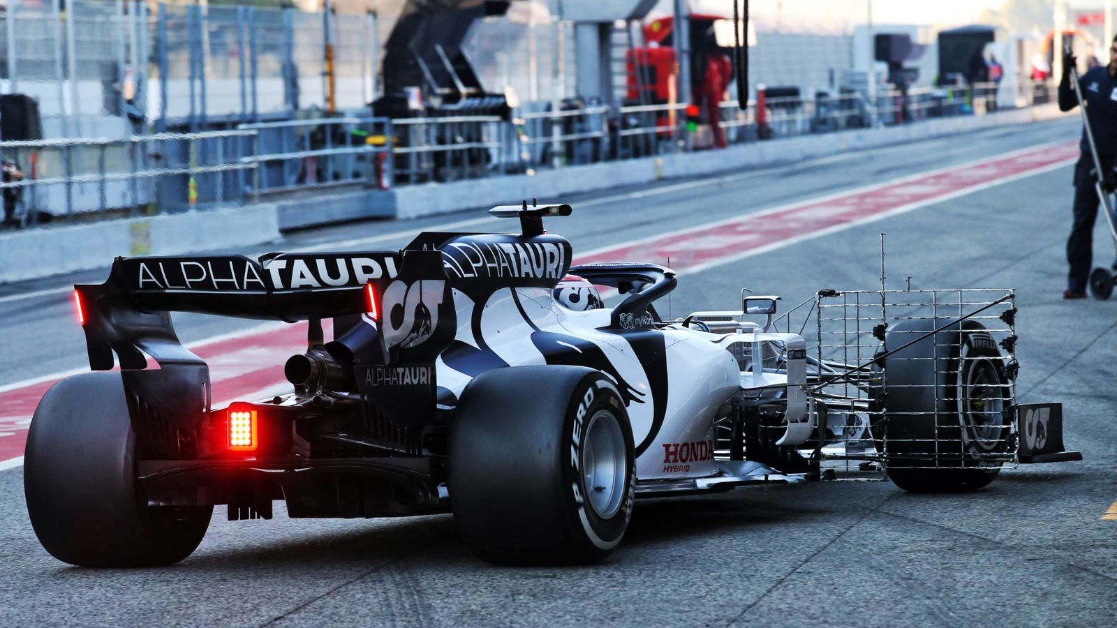 Barcelona F1 Test 1 Day 2 - Thursday 10AM