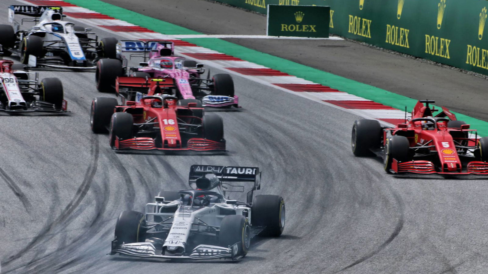 Leclerc minta maaf atas bentrokan Vettel karena Ferrari menggandakan F1 DNF pada lap kedua