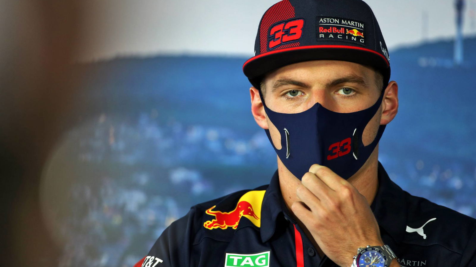 Russell harus 'fokus pada mobilnya' setelah komentar Albon - Verstappen