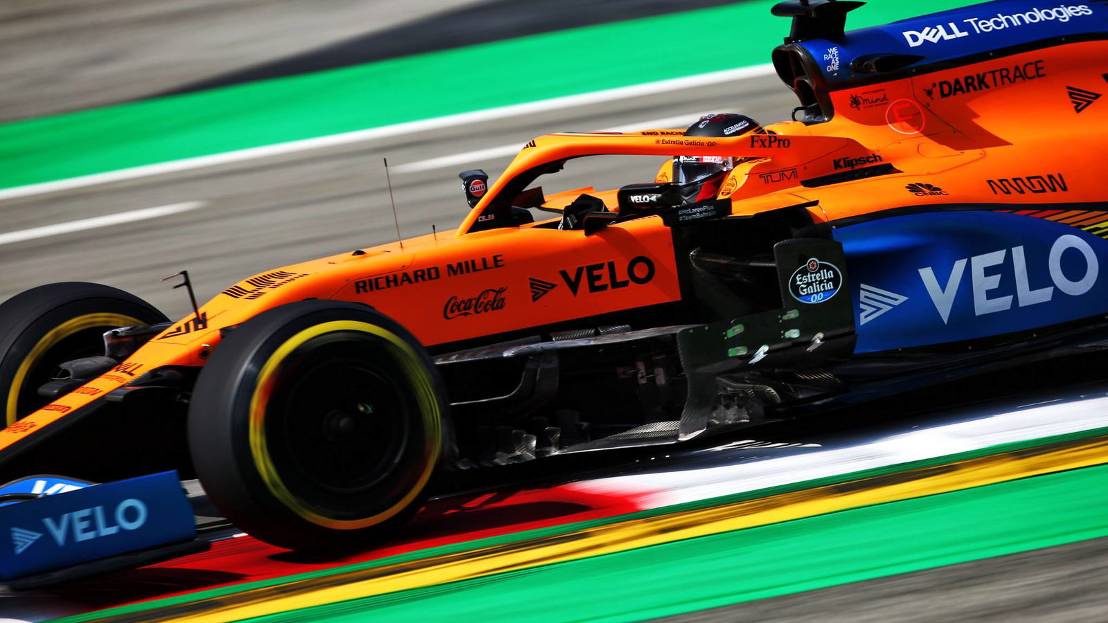 Sainz dan Grosjean menyerahkan unit tenaga F1 baru untuk GP Spanyol