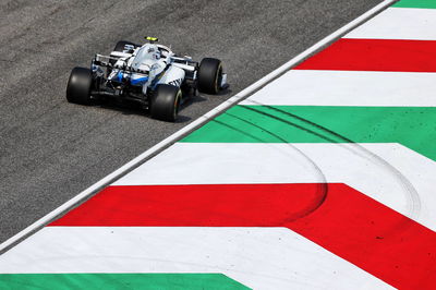 Nicholas Latifi (CDN) Williams Racing FW43.