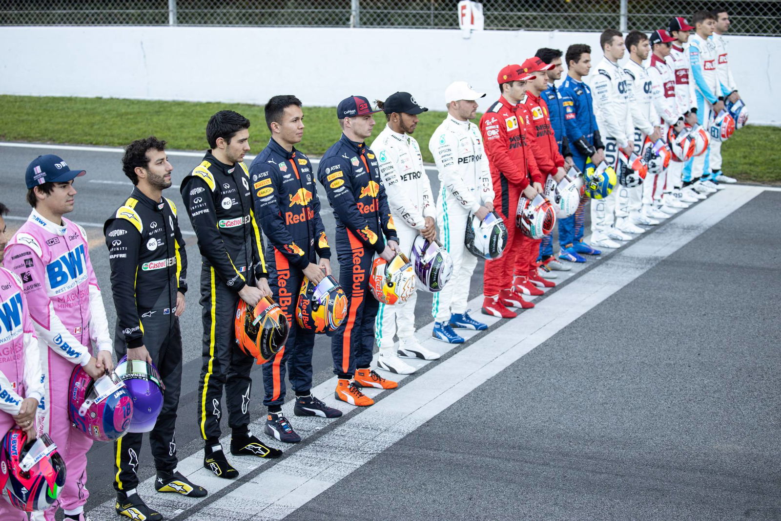 Racing Point target top three by end of Aston Martin transition
