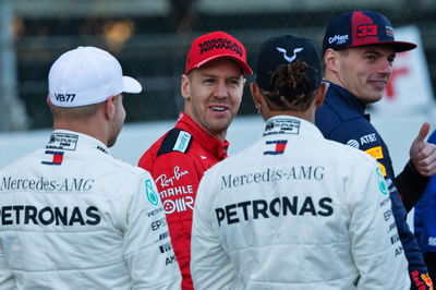 Vettel: Ini adalah roda kemudi bukan roda dorong atau tarik…