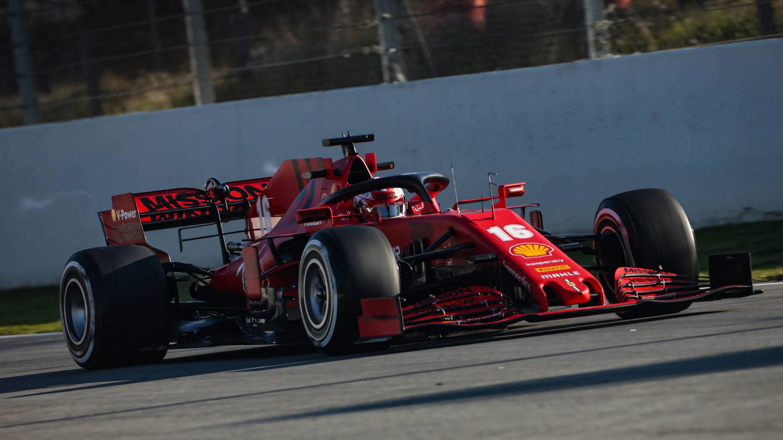 Ferrari bekerja sama dengan FIA untuk mencari calon bintang F1 wanita
