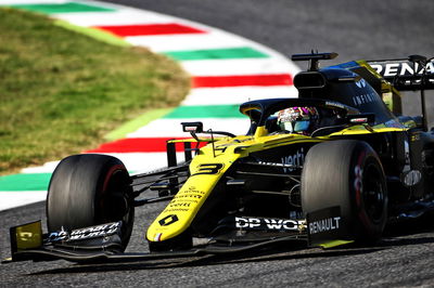 Daniel Ricciardo (AUS) Renault F1 Team RS20.