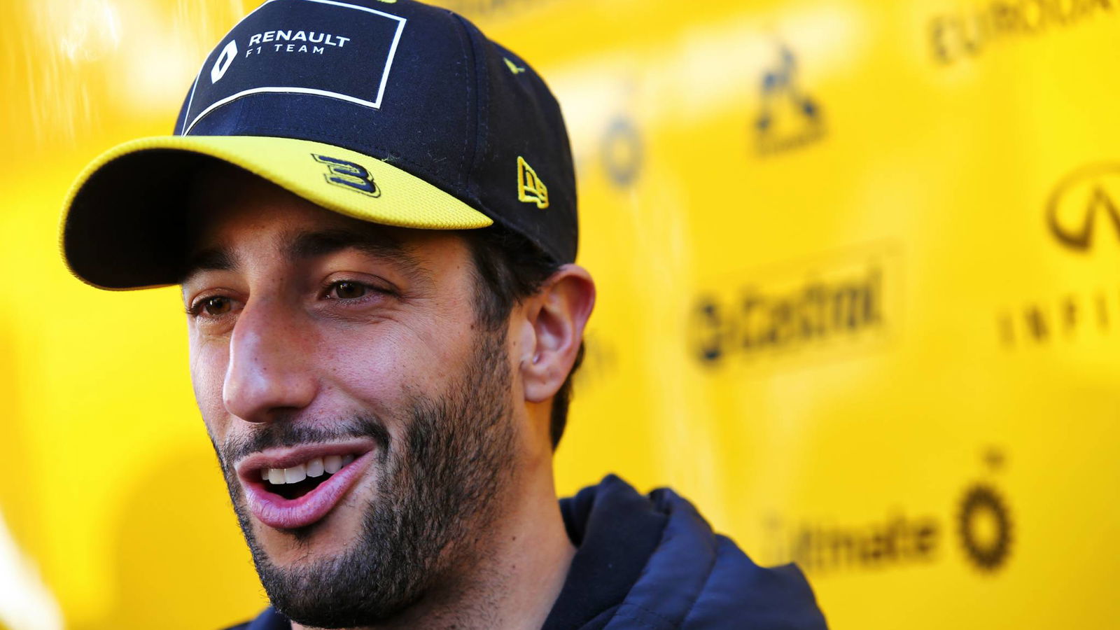 Daniel Ricciardo says 10-race F1 season would be “legit” 