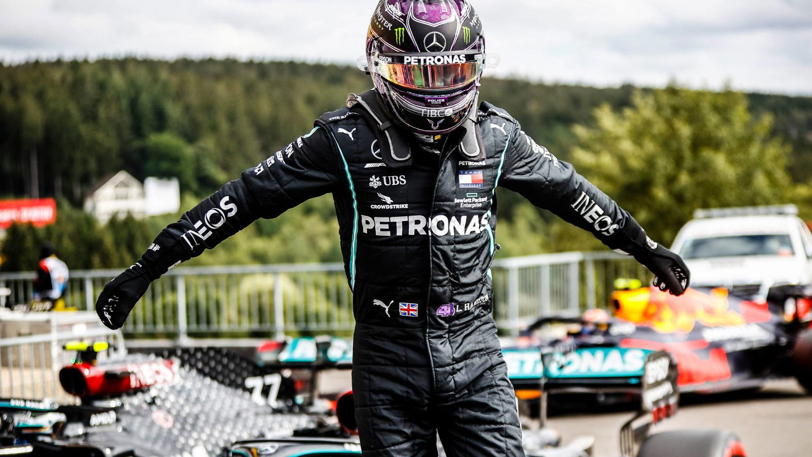 Wolff describes Hamilton as “extraterrestrial” after Belgium F1 pole