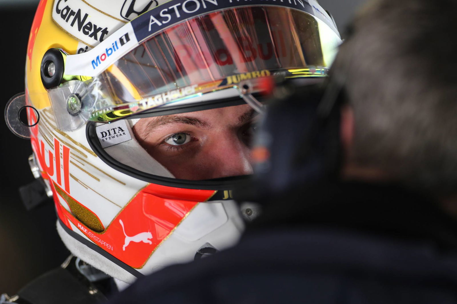 F1 Gossip: Mercedes suspects Ferrari of hiding true pace