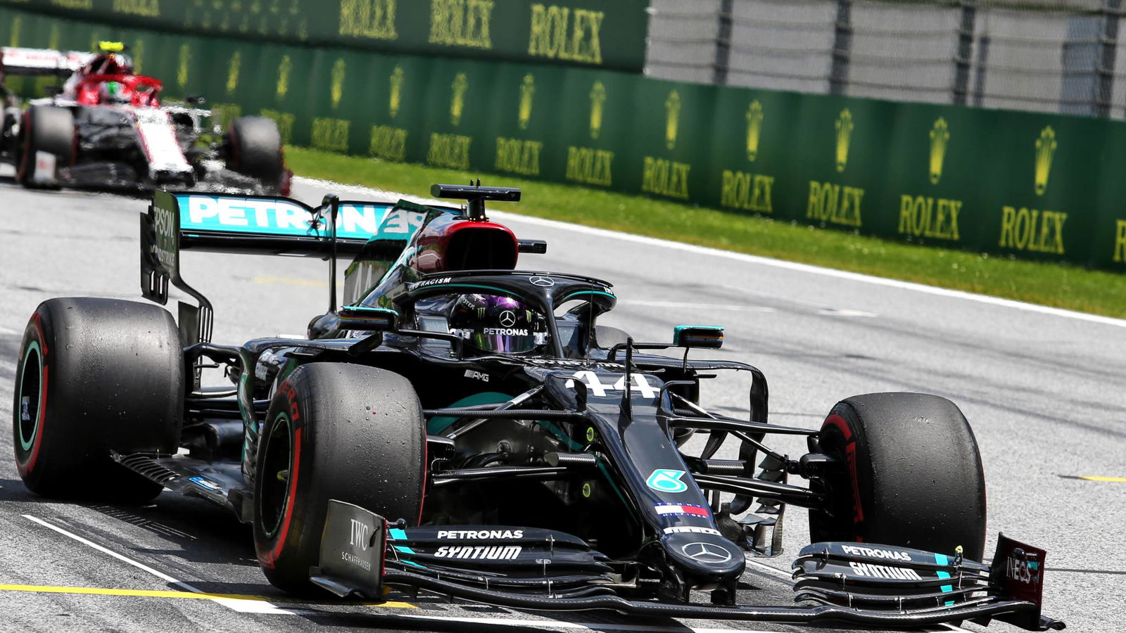 Lewis Hamilton loses front row start after Red Bull protest