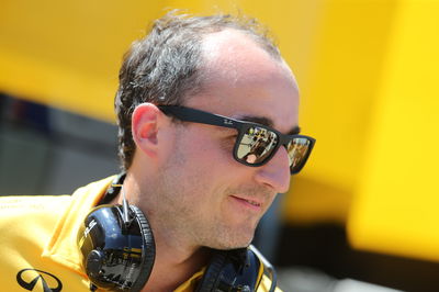 Lowe hints at Kubica Williams test in Abu Dhabi