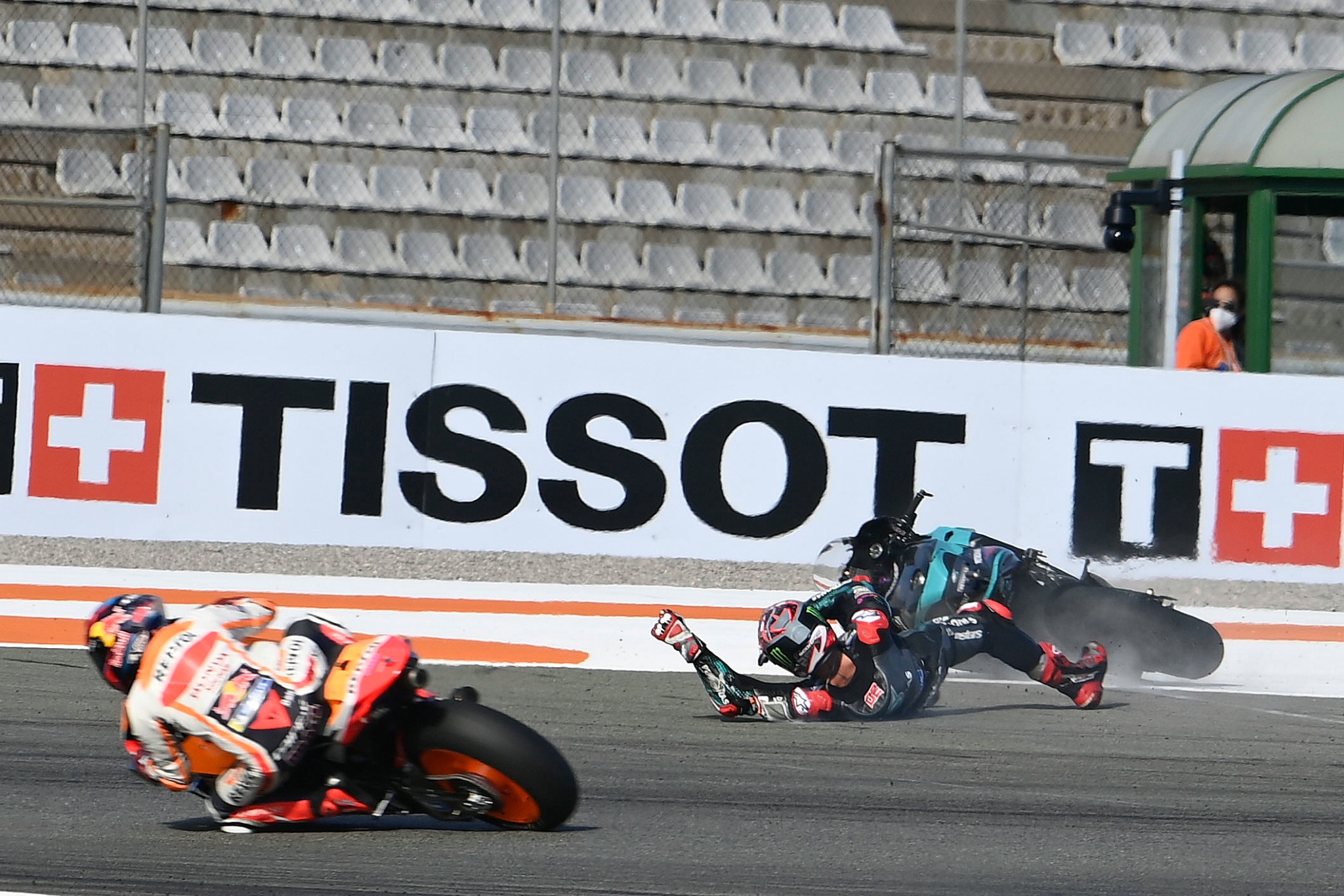 Fabio Quartararo crash, Valencia MotoGP race, 15 November 2020