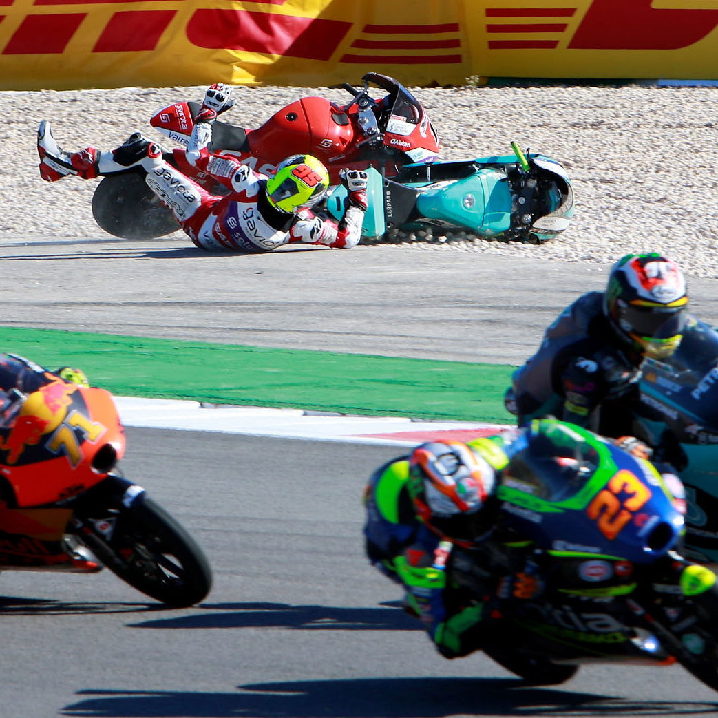 Dennis Foggia crashes, Moto3race, Algarve MotoGP, 7 November 2021