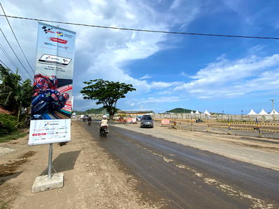 Road outside racetrack, Indonesian MotoGP, 14 March 2022