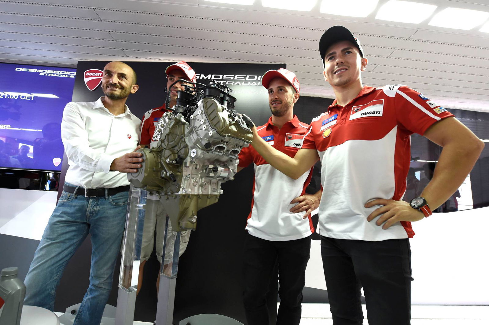 Biaggi fractures finger in Smrz smash.