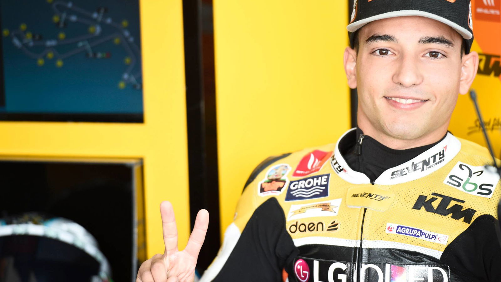 Juanfran Guevara retires from racing aged 22