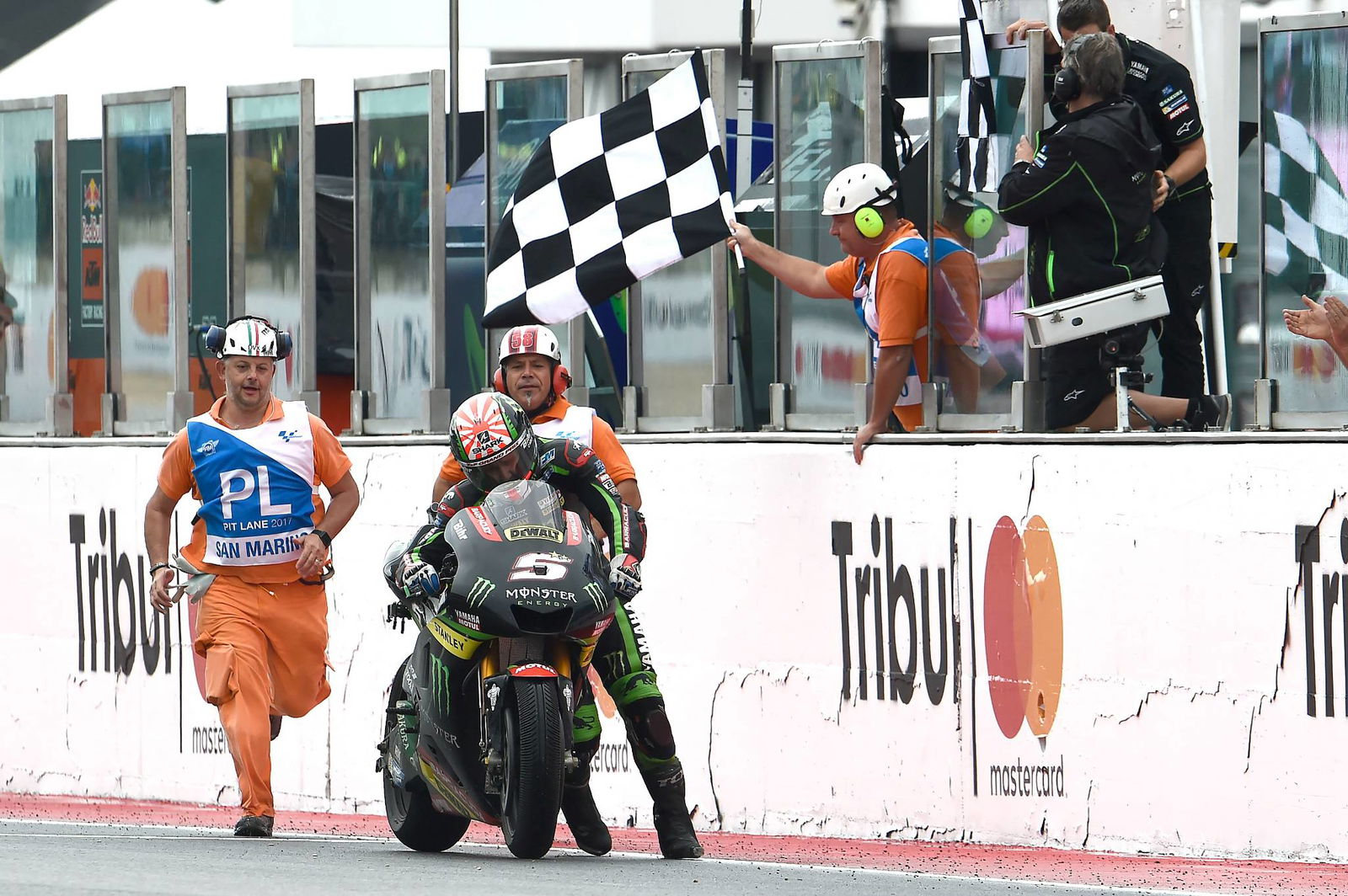 Official: van der Mark to replace Rossi