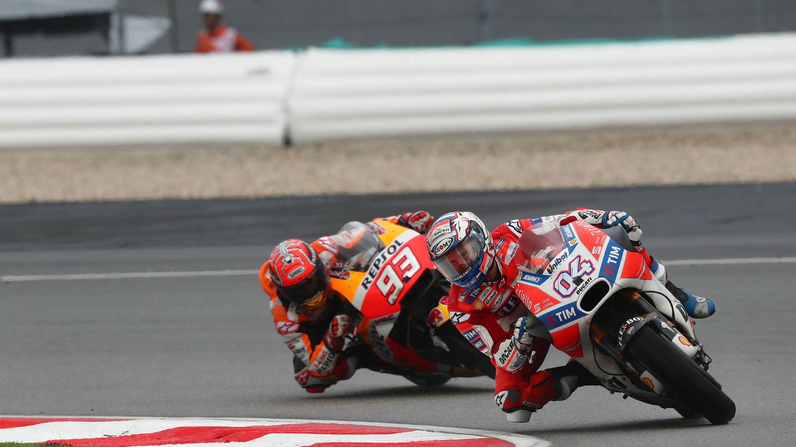 Longer wait for title won't affect Marquez, says Dovizioso
