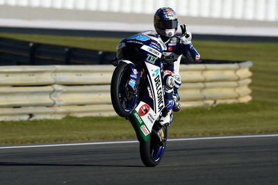 Moto3 Valencia: Record pace sees Martin dominate for pole