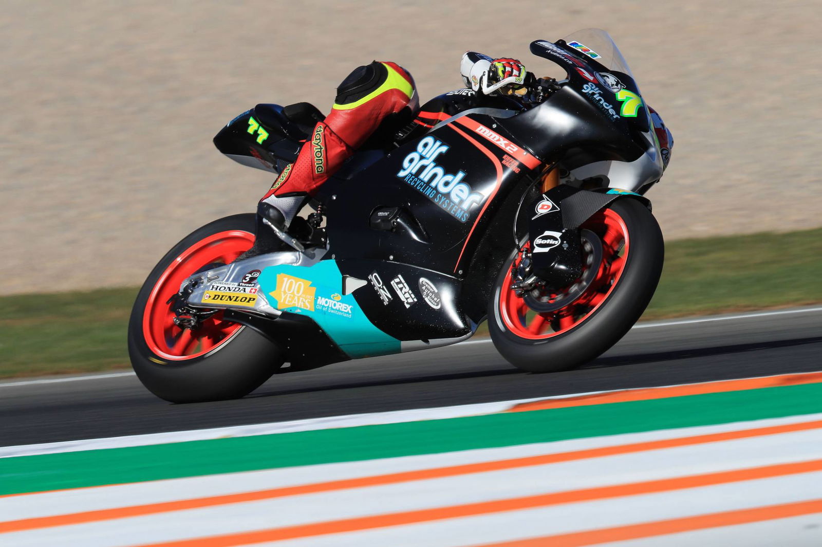 Moto2: Forward Racing switches to Suter