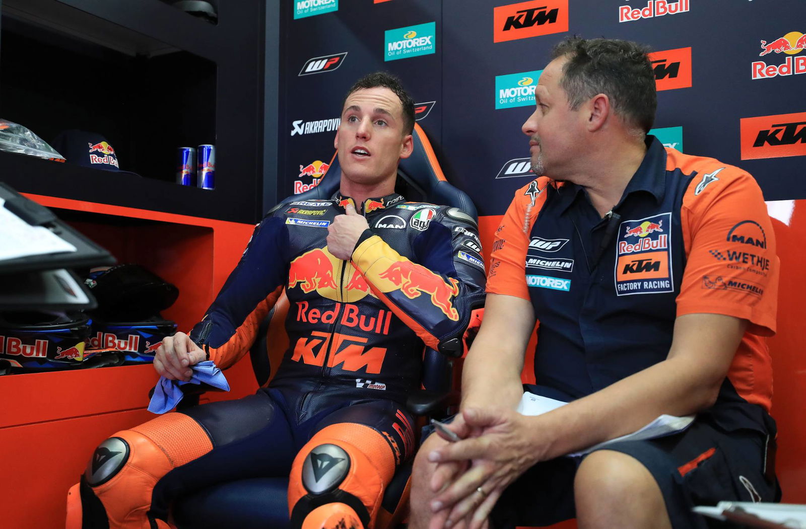 Crutchlow: Sayap… Buang-buang uang!