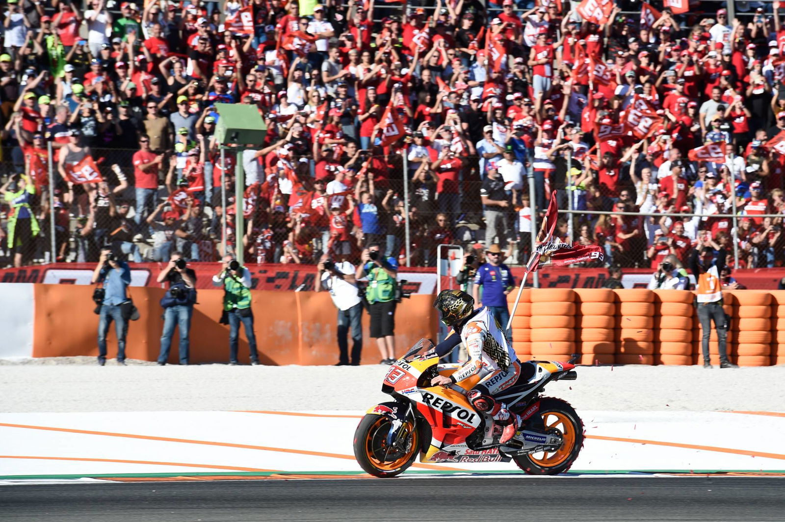 Rossi raced 2016 chassis - 'it was better, but…'