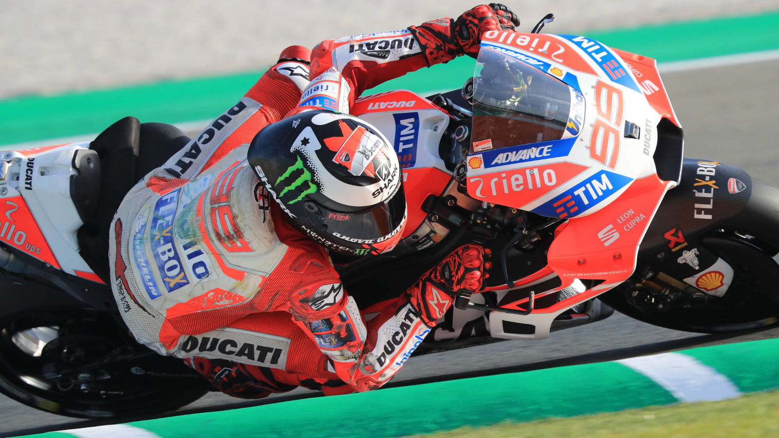 Lorenzo 'made huge effort to change'