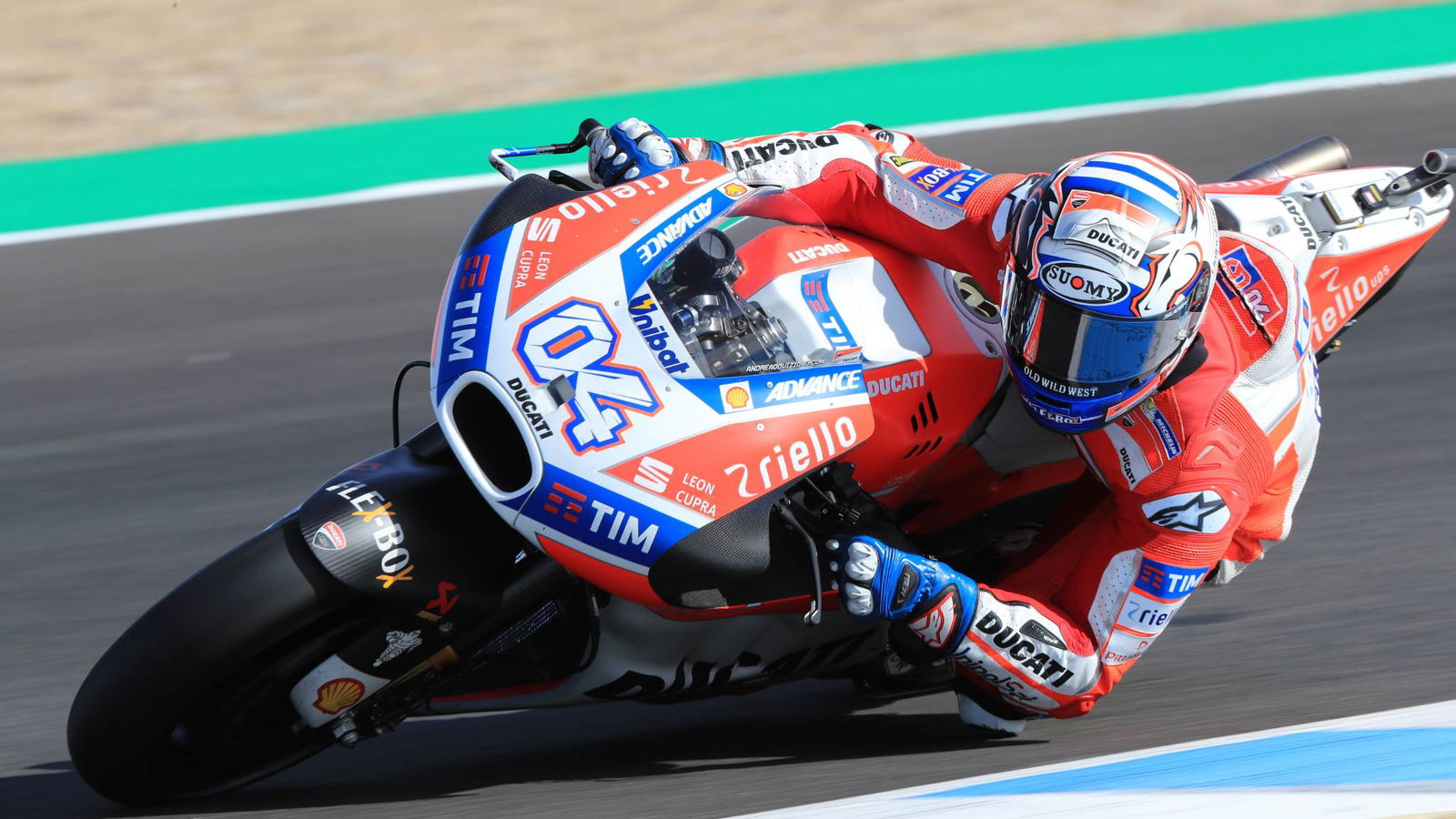Dovizioso edges close FP1 at Jerez