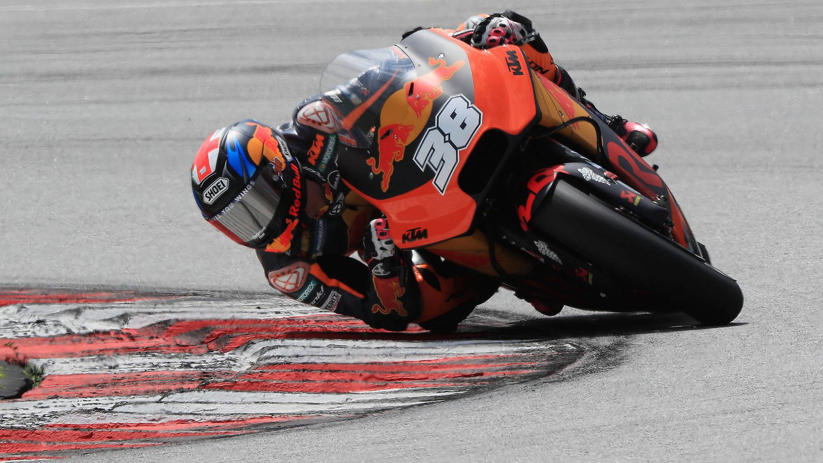 Apa yang bisa dipelajari pembalap MotoGP dari pelatih, TV?