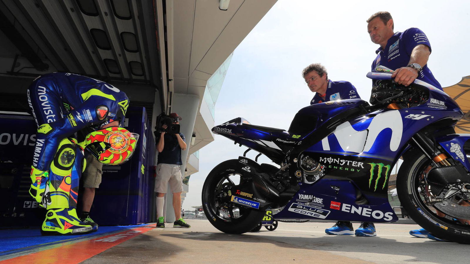 'Good pace', but Rossi puzzled by fast-lap fade