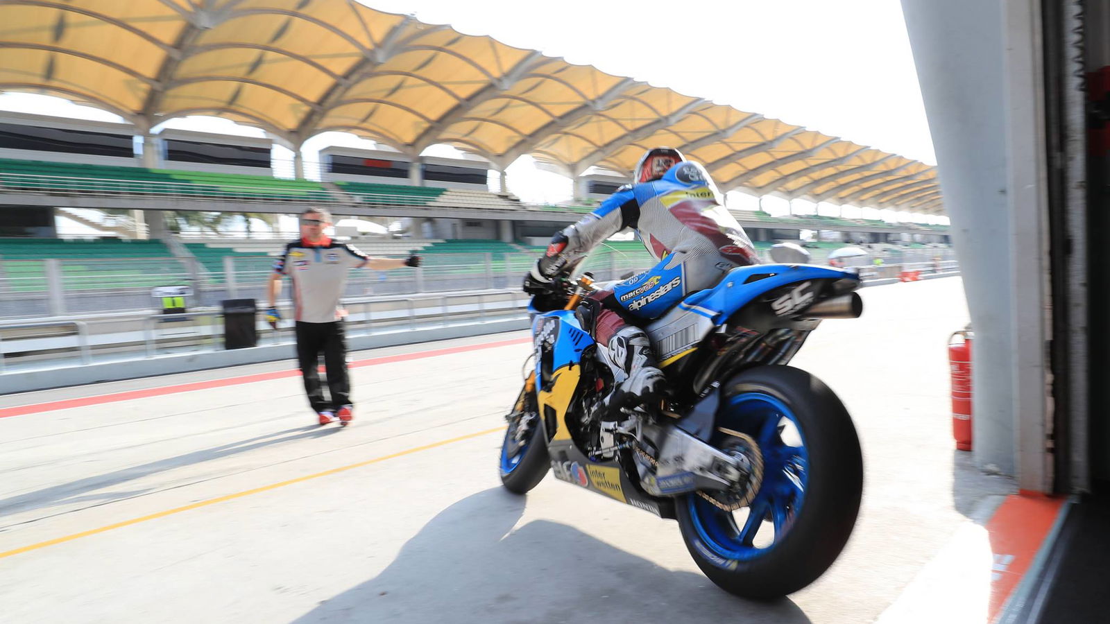 Luthi menemukan kakinya di MotoGP