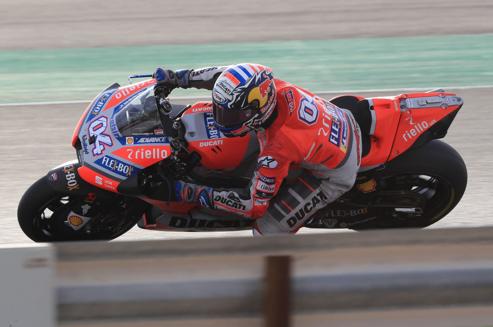 Vinales mencari 