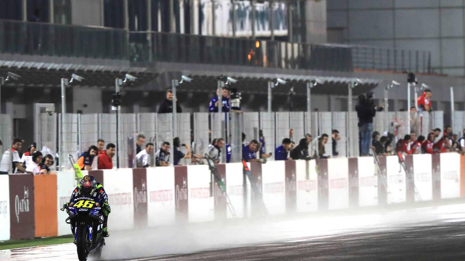 Zarco, Rossi, Marquez kembali balapan malam basah