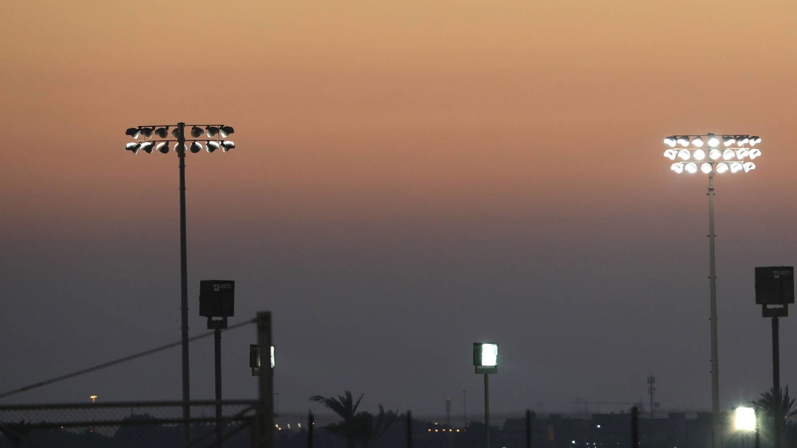 Moto2 Qatar menggantikan MotoGP sebagai balapan malam