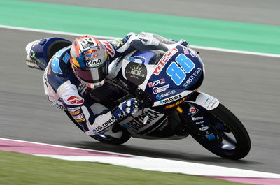 Moto3 Qatar: Martin holds off Canet for victory