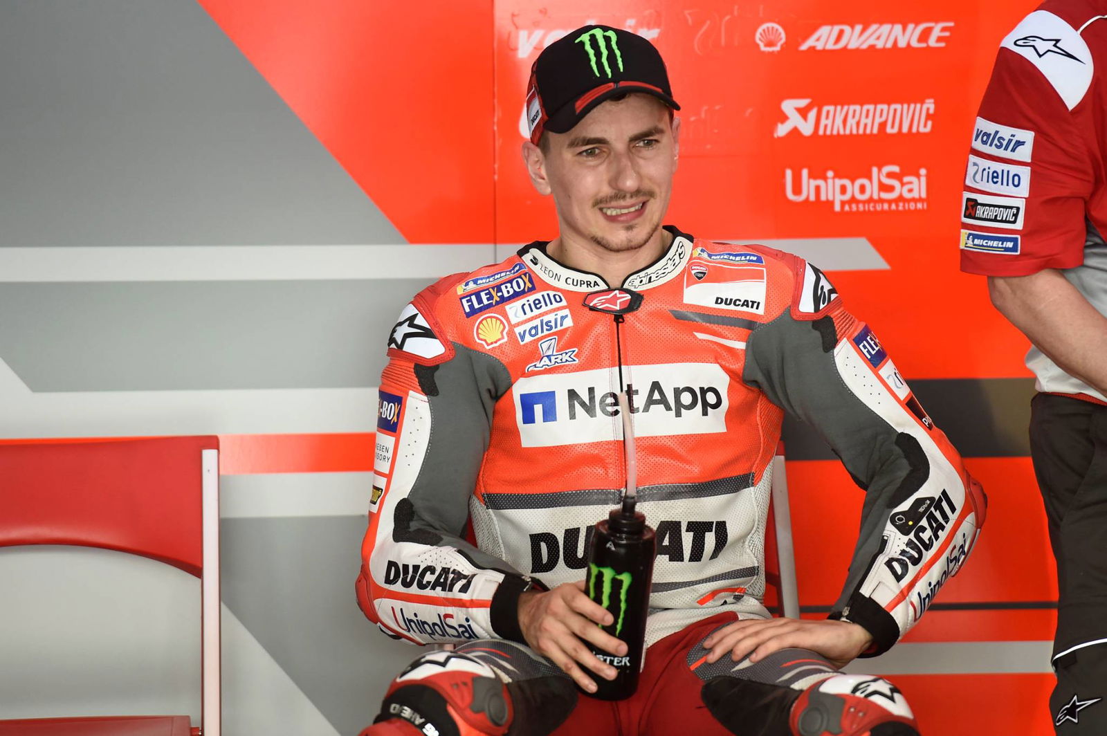 Pembalap MotoGP kembali lebih banyak mengontrol anti doping