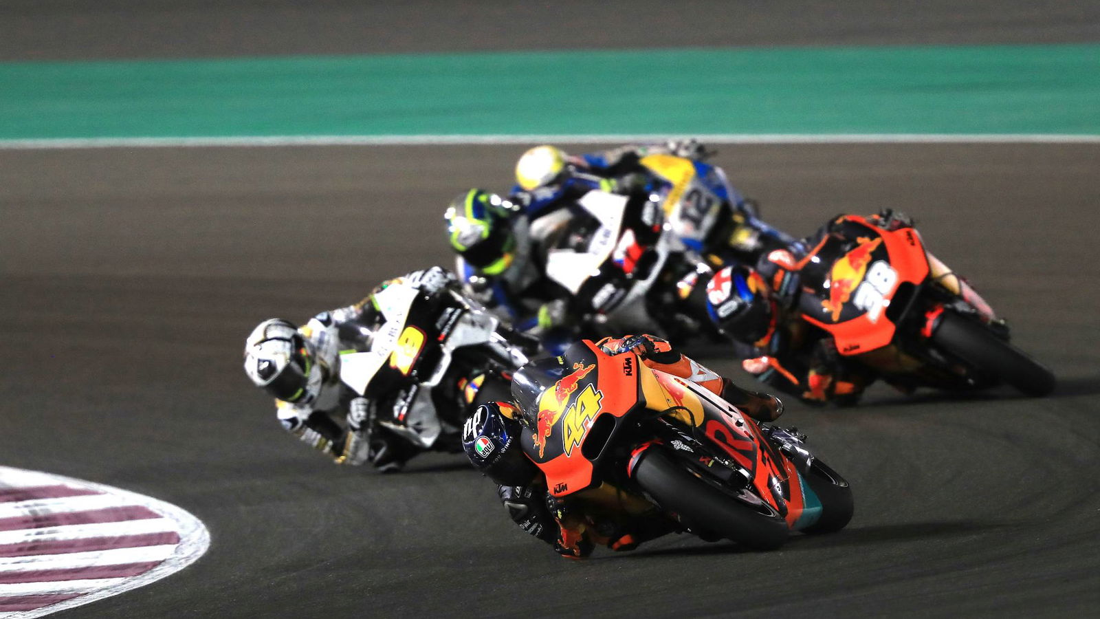 KTM tak berguna karena Pol terpaksa parkir
