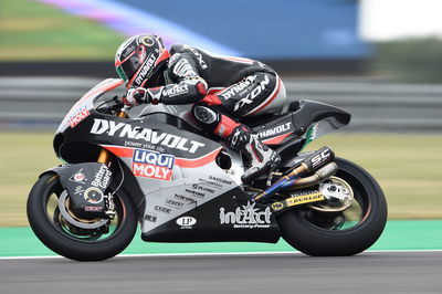 Moto2 Argentina: Vierge braves the rain to snatch late pole