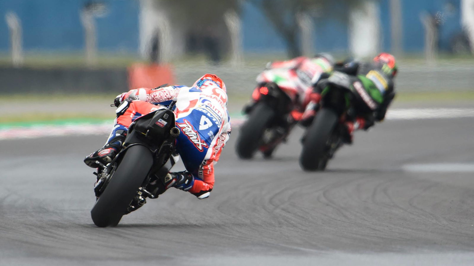 Espargaro mengecam pernyataan 'kontak' Pramac 