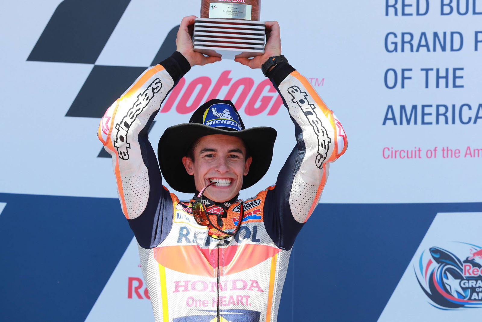 'Datang!' - Vinales merayakan podium kembali