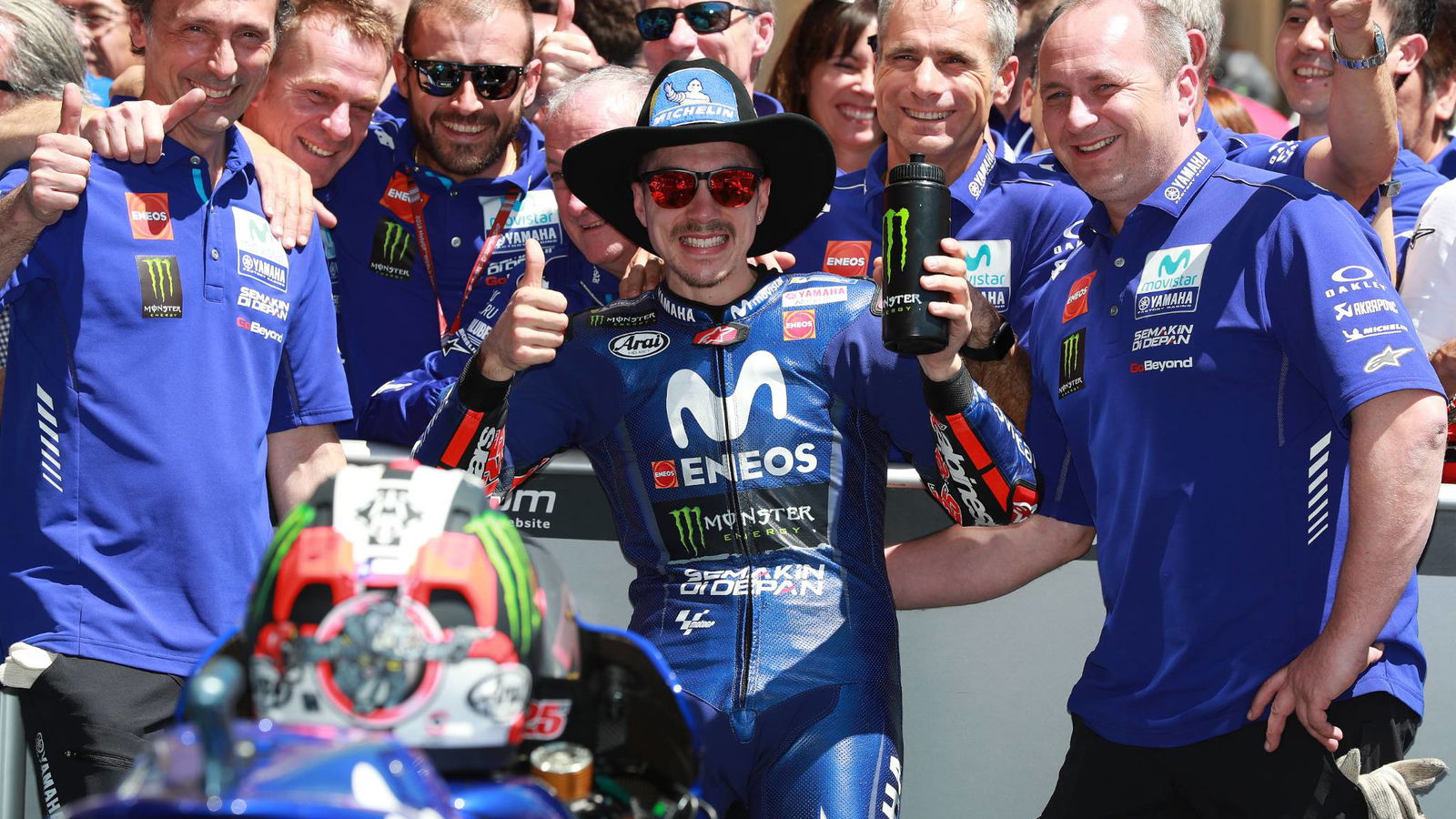 'Datang!' - Vinales merayakan podium kembali