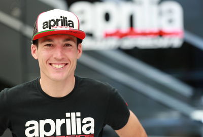 Aleix Espargaro re-signs for Aprilia