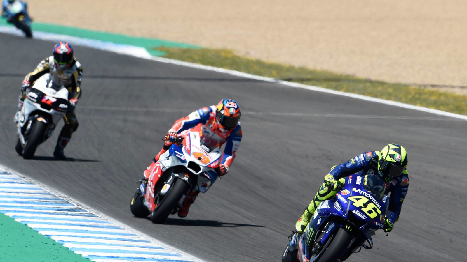 Rossi: Yamaha have to do an effort
