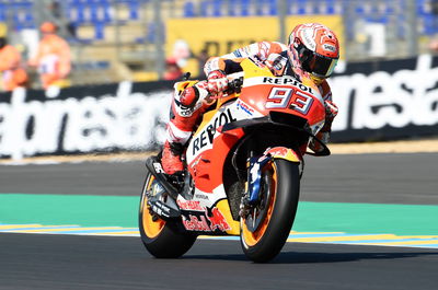 Marquez tercepat dengan fairing baru di FP1