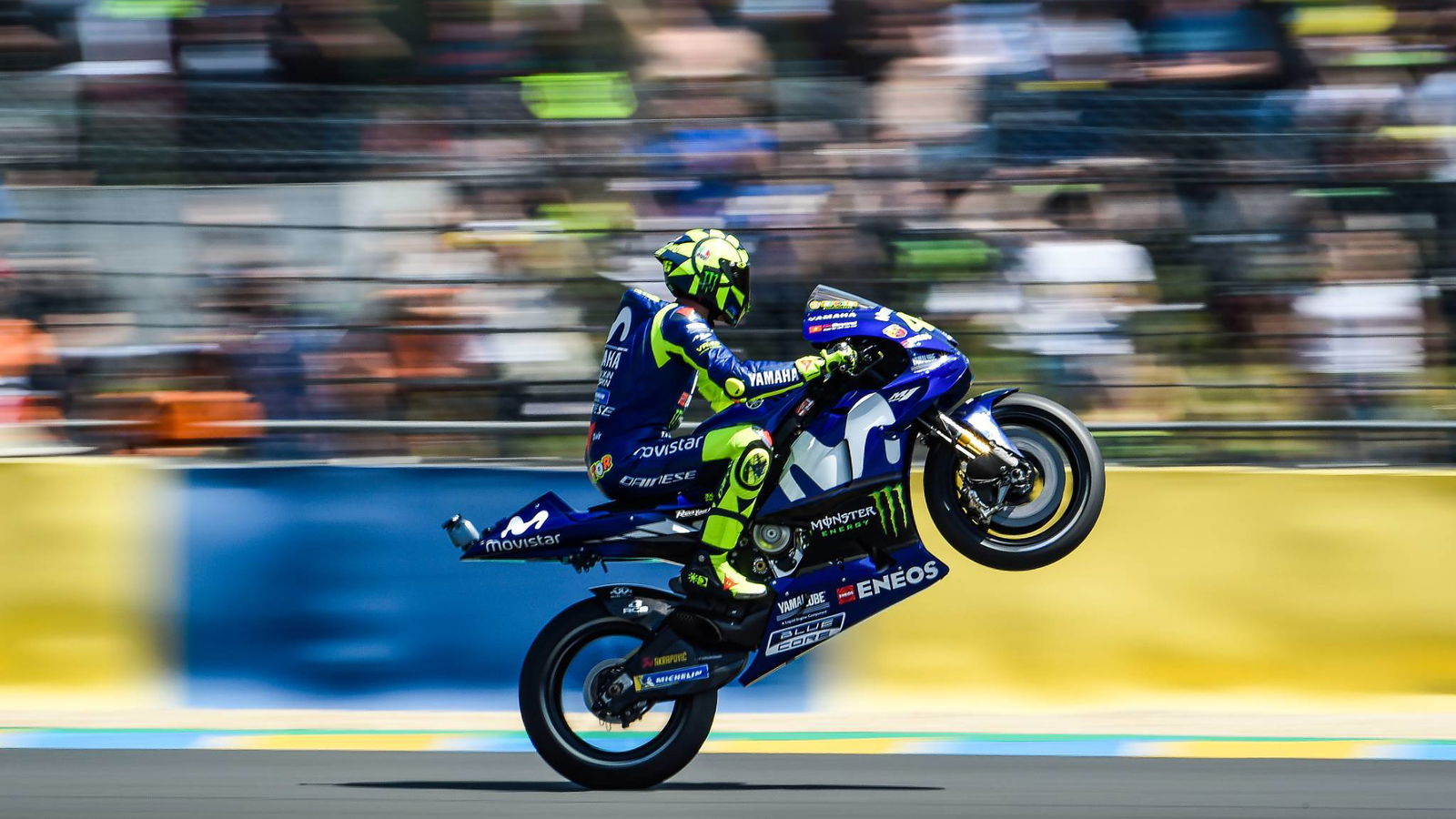 Rossi: Saya khawatir, tapi motor kami bekerja dengan baik