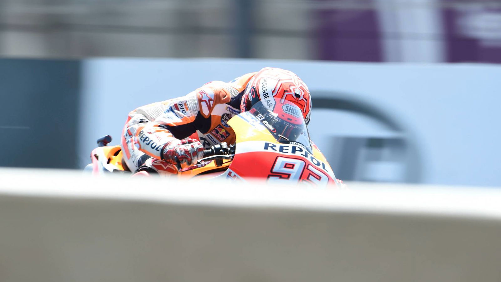 Marquez dan Dovizioso memimpin pemanasan, Zarco terjatuh