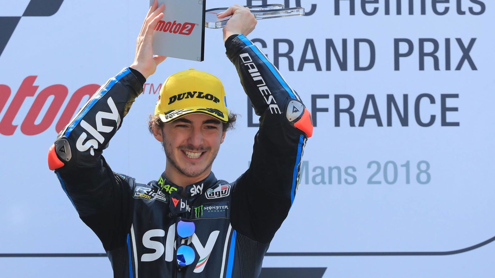 Moto2: Bagnaia pergi untuk kemenangan Prancis