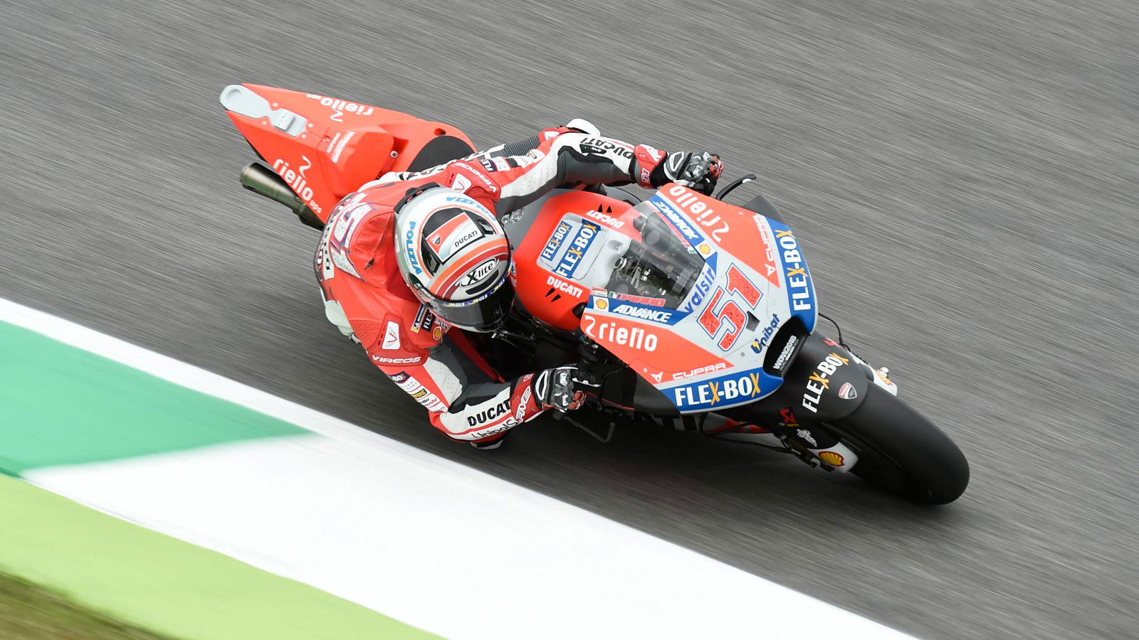 Pirro hospitalised after FP2 crash