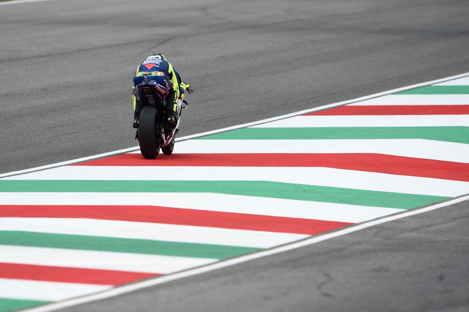Marquez mencetak rekor Mugello di FP3, Vinales absen