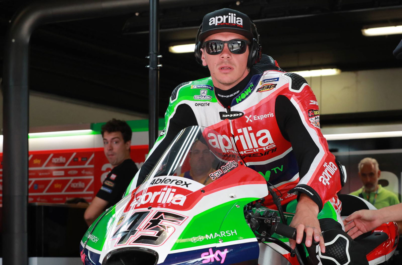 'Saya ingin terus berkendara untuk Aprilia sampai saya pensiun ”